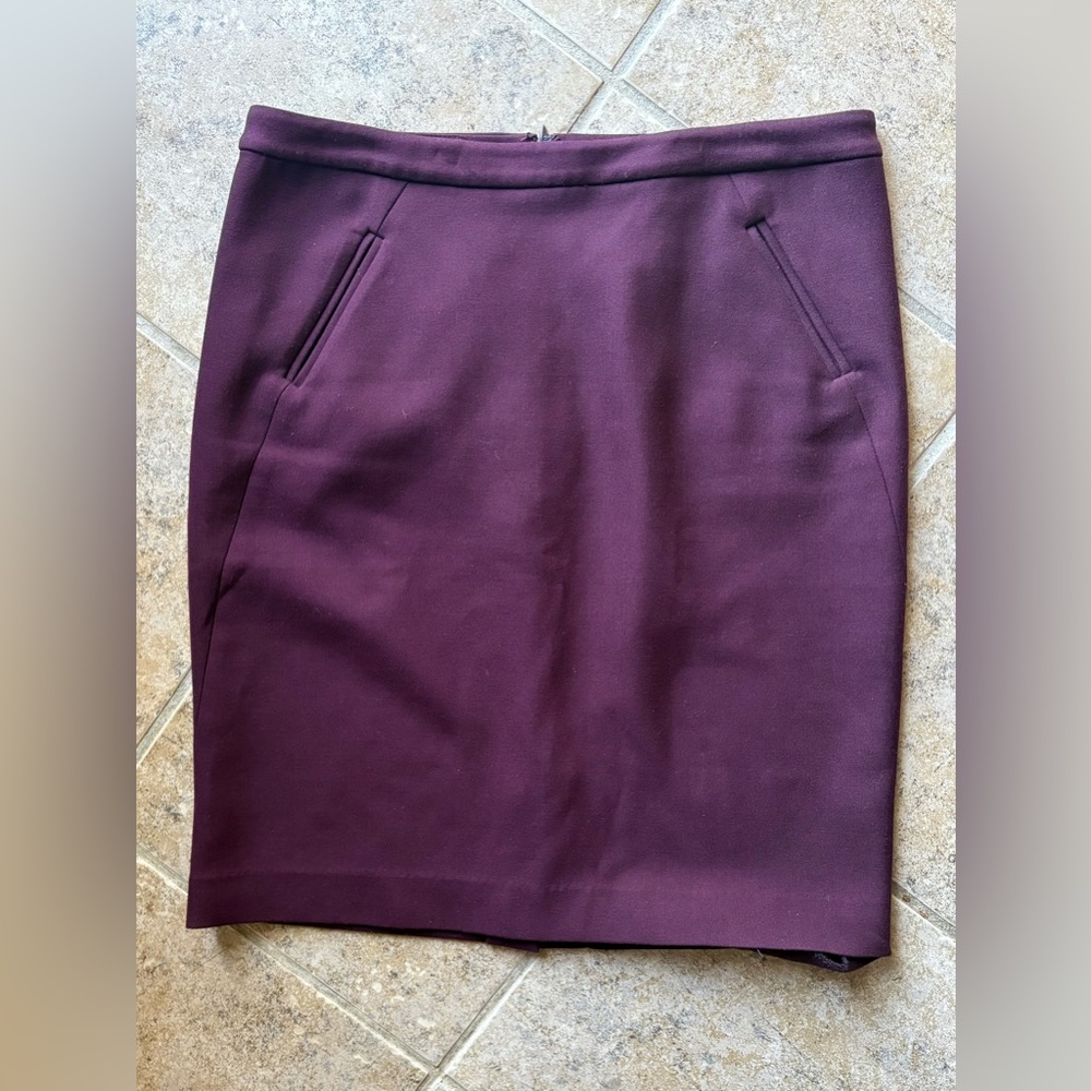 LOFT Elegant Burgundy Women's Pencil Skirt, Size: 6